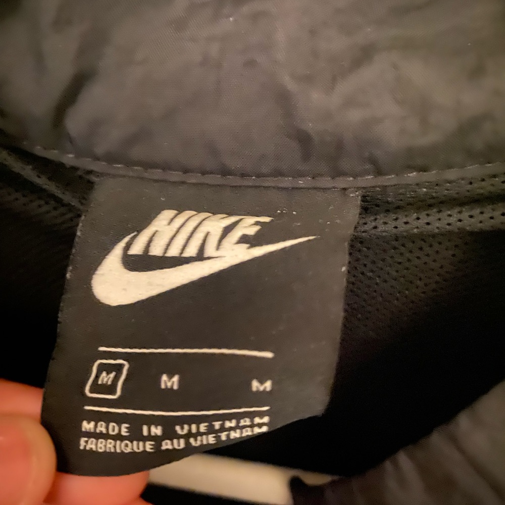Nike jacket - Picture 2 of 2